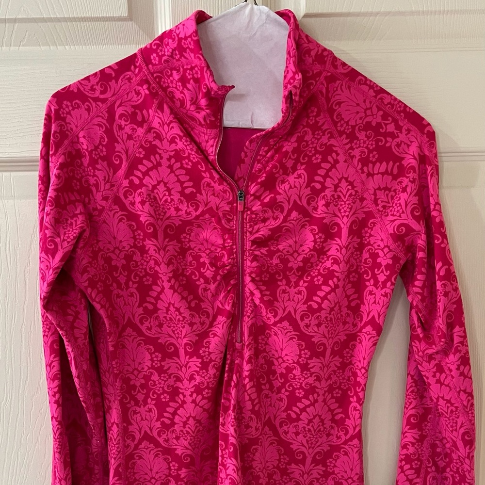 Athleta woman’s xs half zip pink with pattern